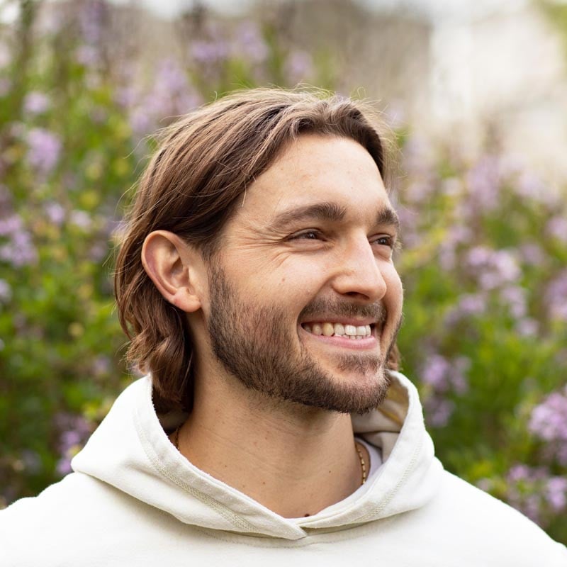 Portrait photo de The Chef Tomy souriant